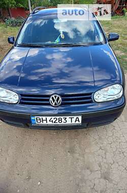 Volkswagen Golf  2001