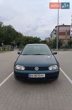 Volkswagen Golf  2002