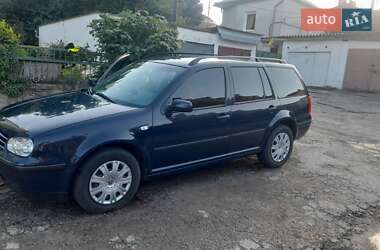 Volkswagen Golf 2001