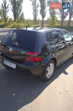 Volkswagen Golf  2001