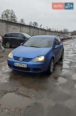 Volkswagen Golf 2003