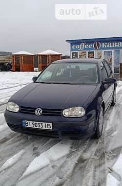 Volkswagen Golf  2002