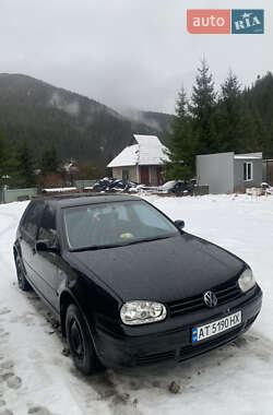 Volkswagen Golf 2003