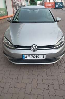 Volkswagen Golf  2017