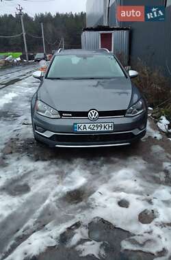 Volkswagen Golf  2017