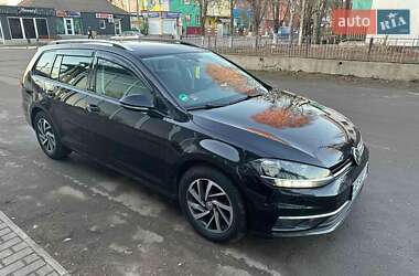 Volkswagen Golf SOUND 2017