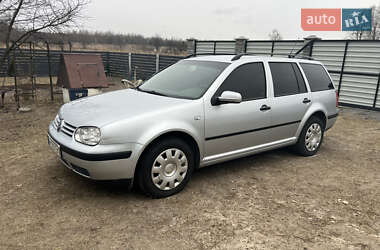 Volkswagen Golf  2005