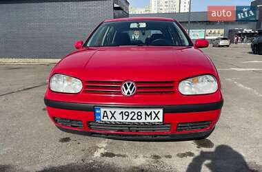 Volkswagen Golf  2000