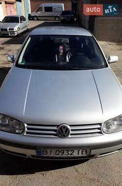 Volkswagen Golf  2001