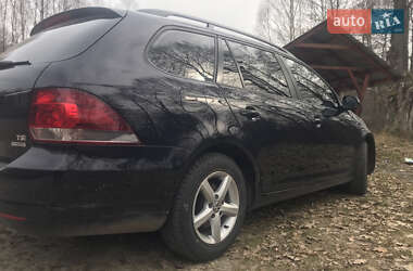 Volkswagen Golf  2010