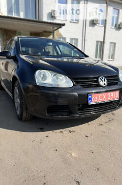 Volkswagen Golf  2005