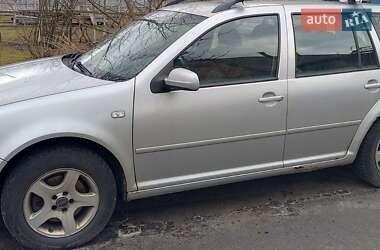 Volkswagen Golf  2003