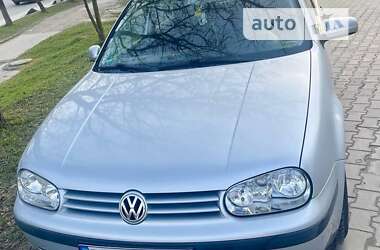 Volkswagen Golf  2000