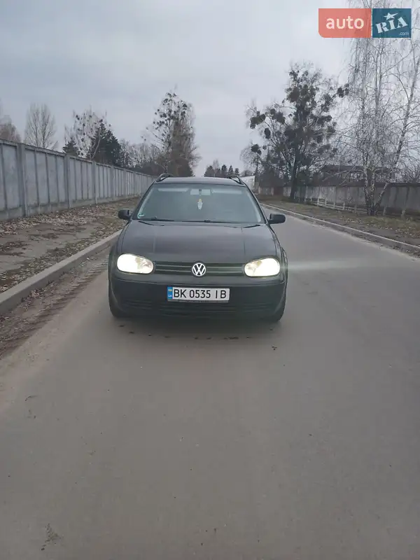 Volkswagen Golf
