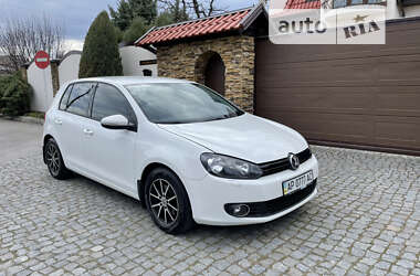 Volkswagen Golf  2011
