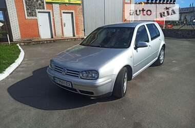 Volkswagen Golf  2001