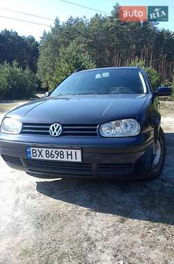 Volkswagen Golf  2002