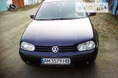 Volkswagen Golf  1999