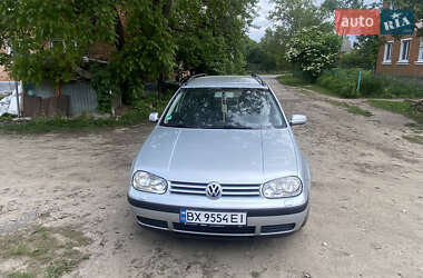 Volkswagen Golf  2004