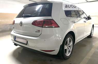 Volkswagen Golf  2013