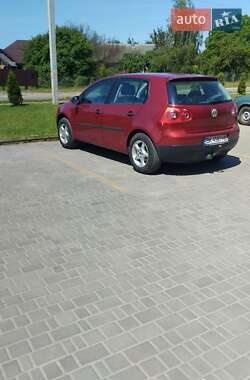 Volkswagen Golf  2005