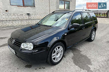 Volkswagen Golf  2004