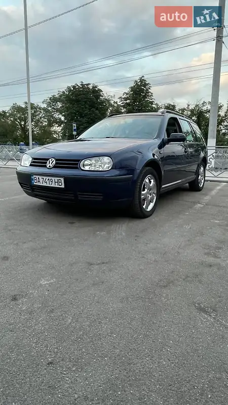 Volkswagen Golf