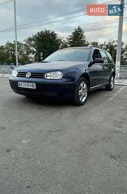 Volkswagen Golf 2002
