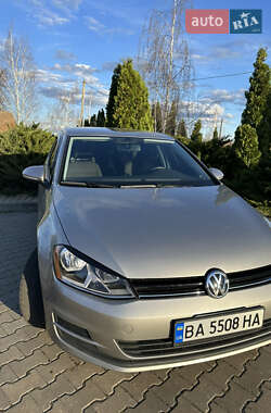 Volkswagen Golf  2017