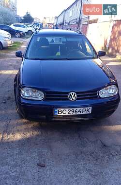 Volkswagen Golf 2003