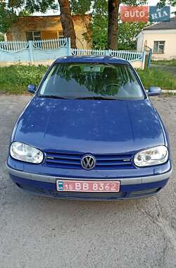 Volkswagen Golf  2002