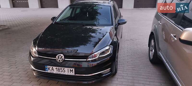 Універсал Volkswagen Golf