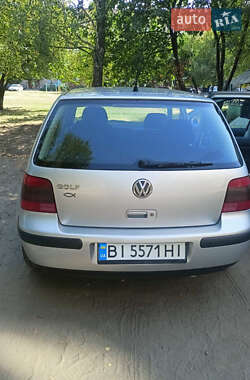 Volkswagen Golf 2001