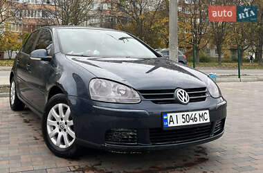 Volkswagen Golf  2005