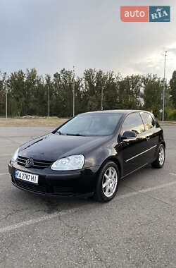 Volkswagen Golf  2005