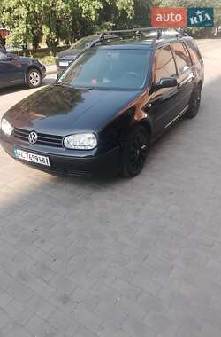 Volkswagen Golf 2000