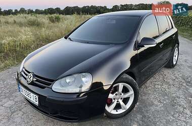Volkswagen Golf  2003