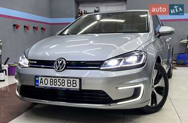 Volkswagen Golf  2018