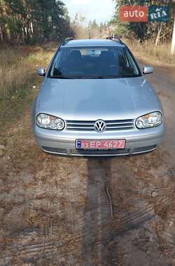 Volkswagen Golf 2003