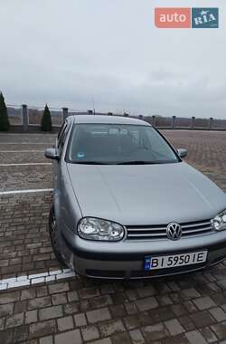 Volkswagen Golf  2002