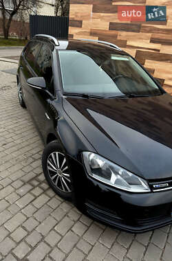 Volkswagen Golf  2016