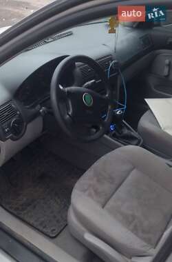 Volkswagen Golf  1999