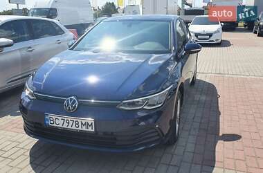 Volkswagen Golf 2021