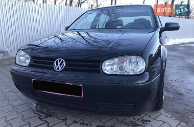 Volkswagen Golf 2003