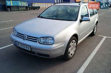 Volkswagen Golf  2003