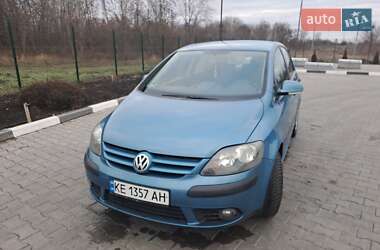 Volkswagen Golf  2005