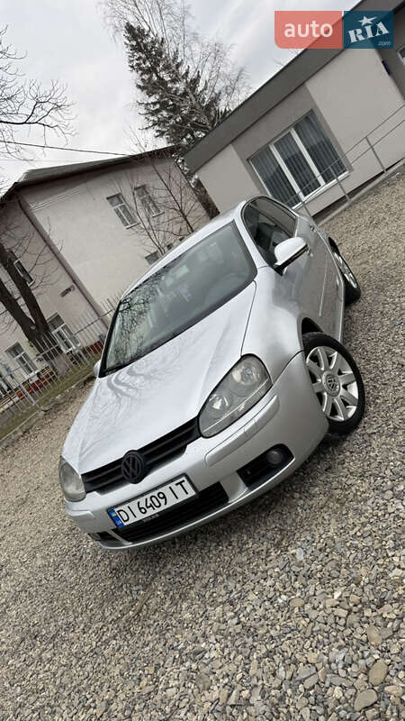 Volkswagen Golf 2004 року в Івано-Франківську