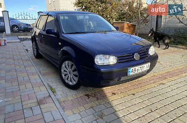 Volkswagen Golf  2000