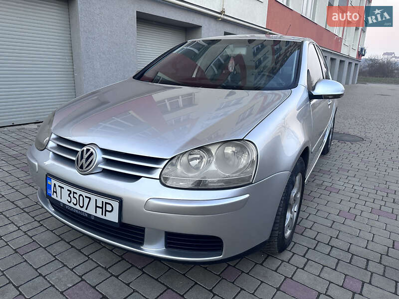 Volkswagen Golf 2004 року в Івано-Франківську