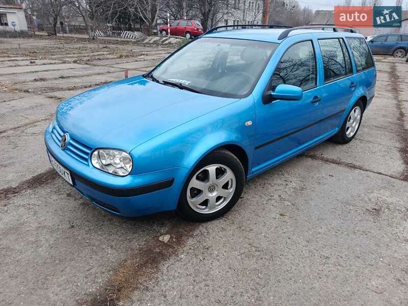 Volkswagen Golf 2003 року в Одесі